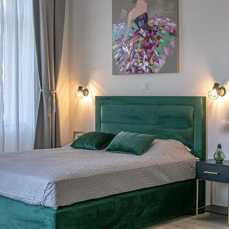 Deluxe Antonio Апартаменти *