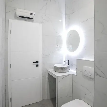 Deluxe Antonio Апартаменти *