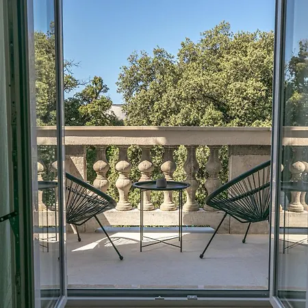 Deluxe Antonio * Pula