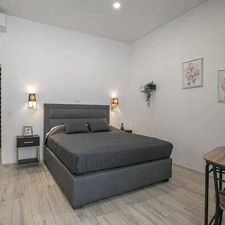 Deluxe Antonio Апартаменти