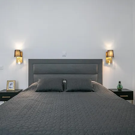 Deluxe Antonio Apartment